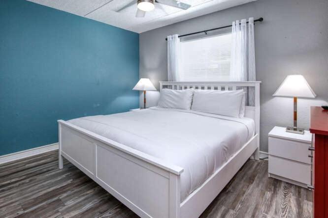 Sunset Beach Suites เซนต์พีทบีช ภายนอก รูปภาพ