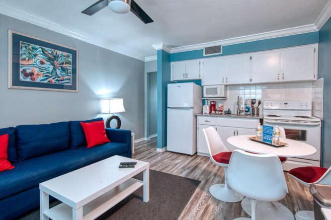 Sunset Beach Suites เซนต์พีทบีช ภายนอก รูปภาพ